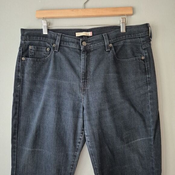 Levis 515 VTG Y2K Black Distressed Mid Rise Bootcut Jeans Womens 14M Inseam 31 - Picture 2 of 8
